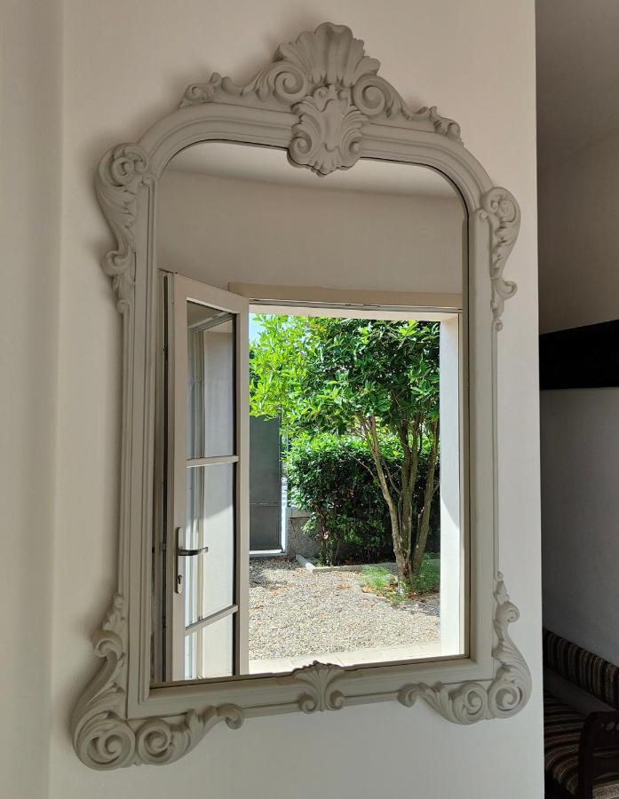 Il Cortiletto - Suites & Apartments ปิสโตยา ภายนอก รูปภาพ