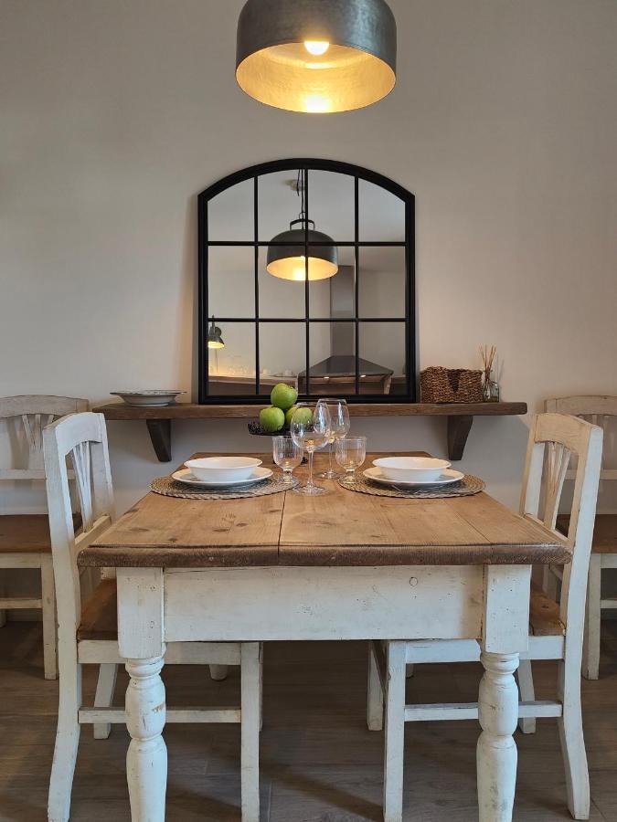 Il Cortiletto - Suites & Apartments ปิสโตยา ภายนอก รูปภาพ