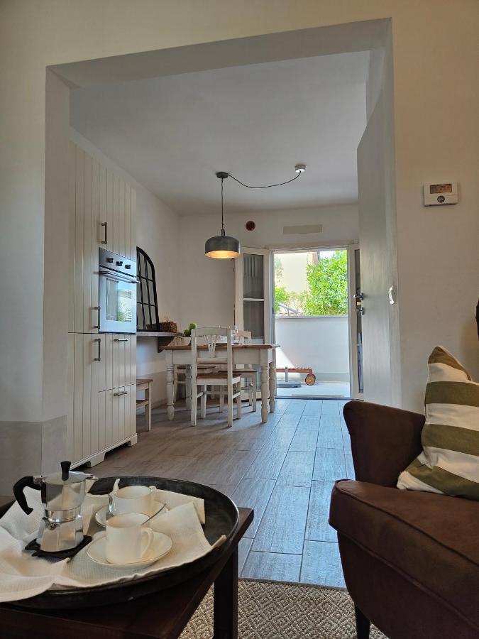 Il Cortiletto - Suites & Apartments ปิสโตยา ภายนอก รูปภาพ
