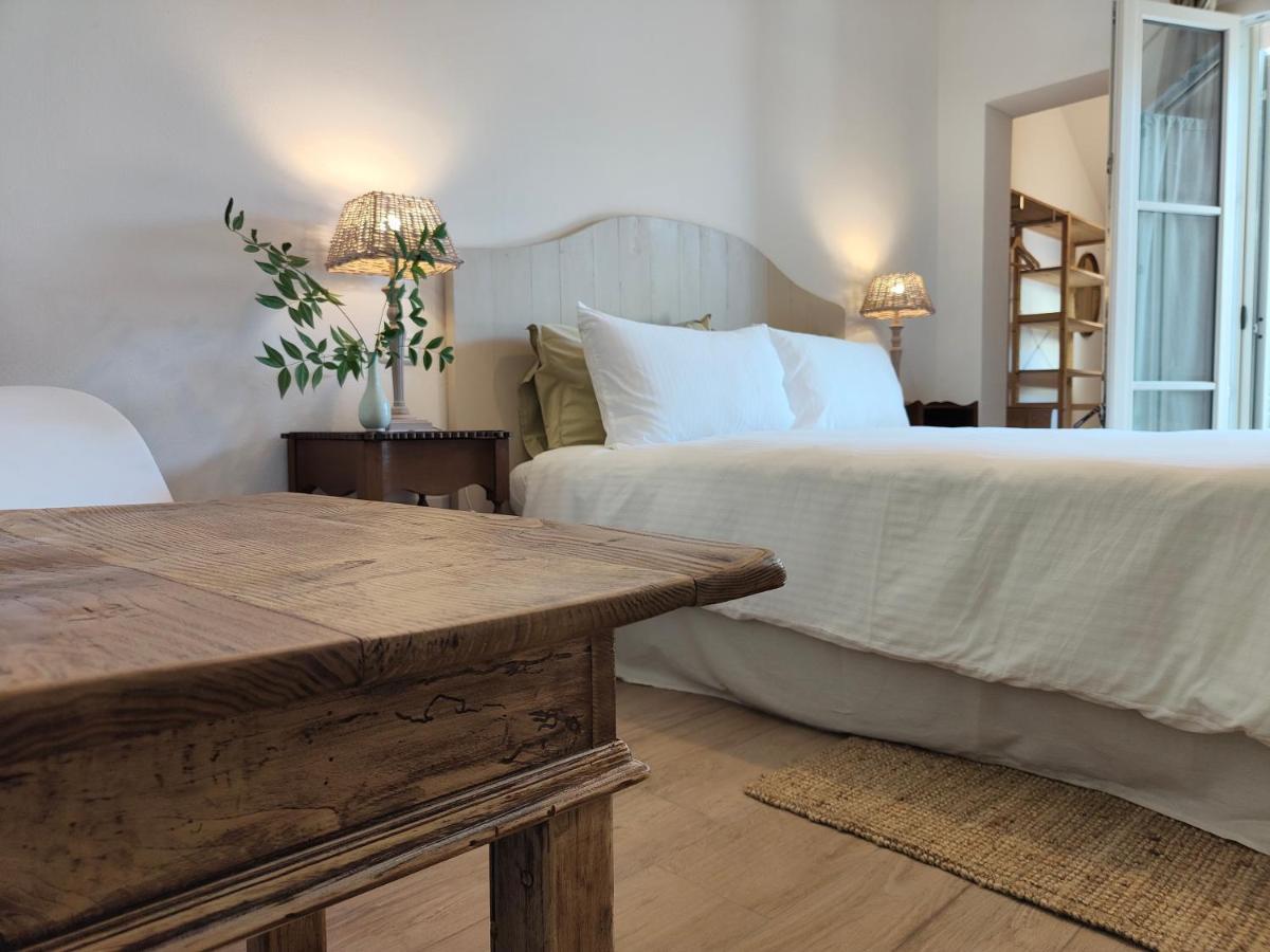 Il Cortiletto - Suites & Apartments ปิสโตยา ภายนอก รูปภาพ