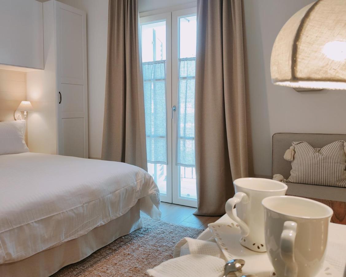 Il Cortiletto - Suites & Apartments ปิสโตยา ภายนอก รูปภาพ