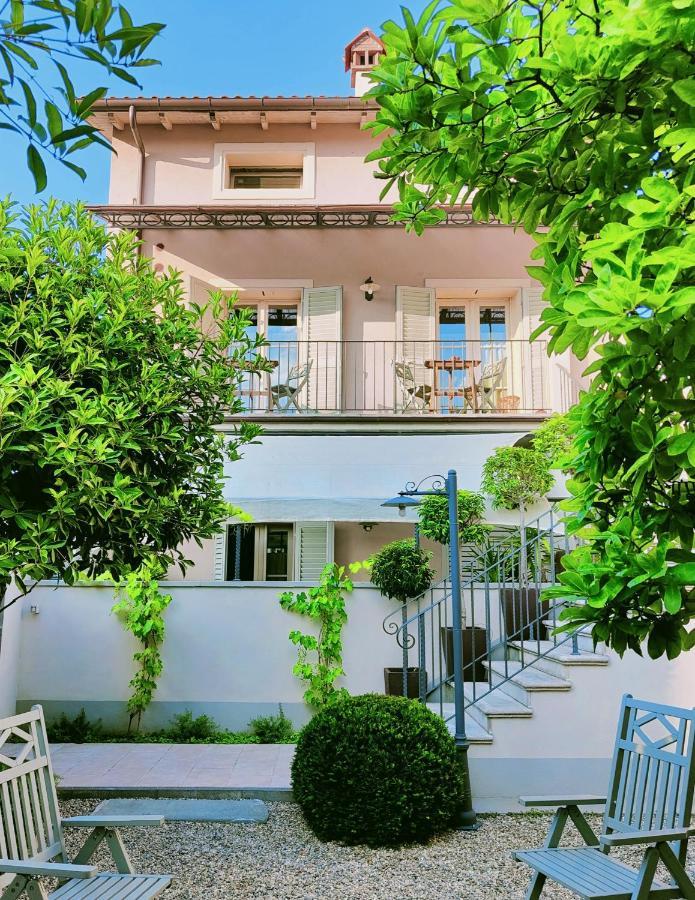 Il Cortiletto - Suites & Apartments ปิสโตยา ภายนอก รูปภาพ